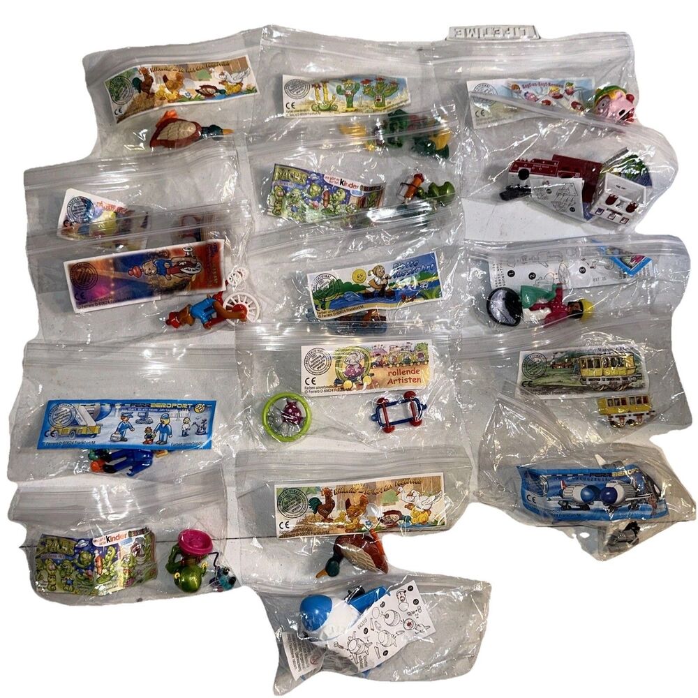 Vintage 90s German Ferrero Kinder Toy Lot (16) Prufzertifikat  Premium Prizes